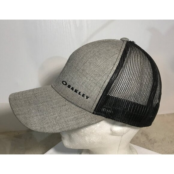 Oakley Hat Mens Heathered Gray & Black Snapback Trucker Mesh Back Adjustable - Picture 3 of 9